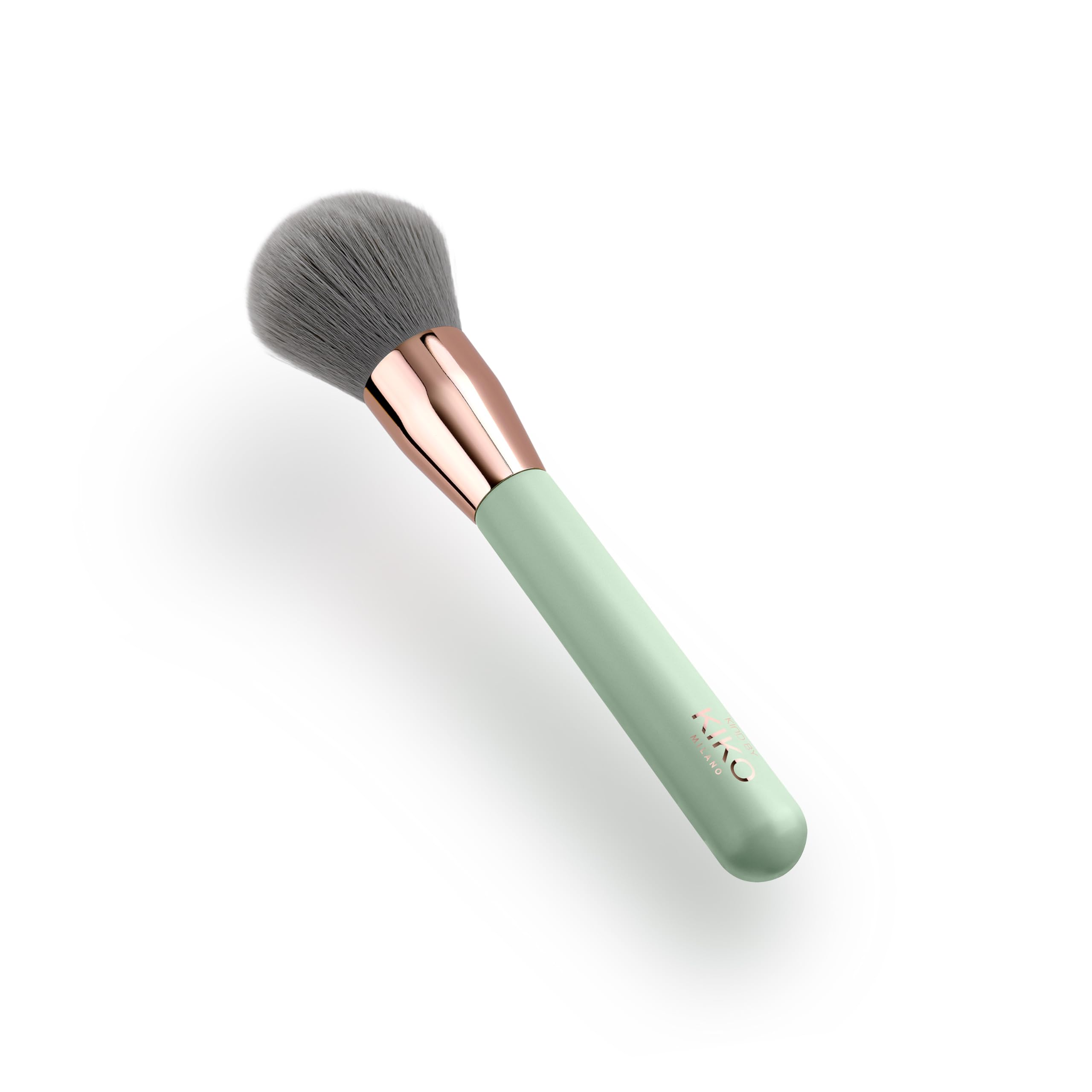 kiko-milano-kind-by-kiko-face-powder-brush-01-pennello-viso-per-polveri-vegano-c image 3