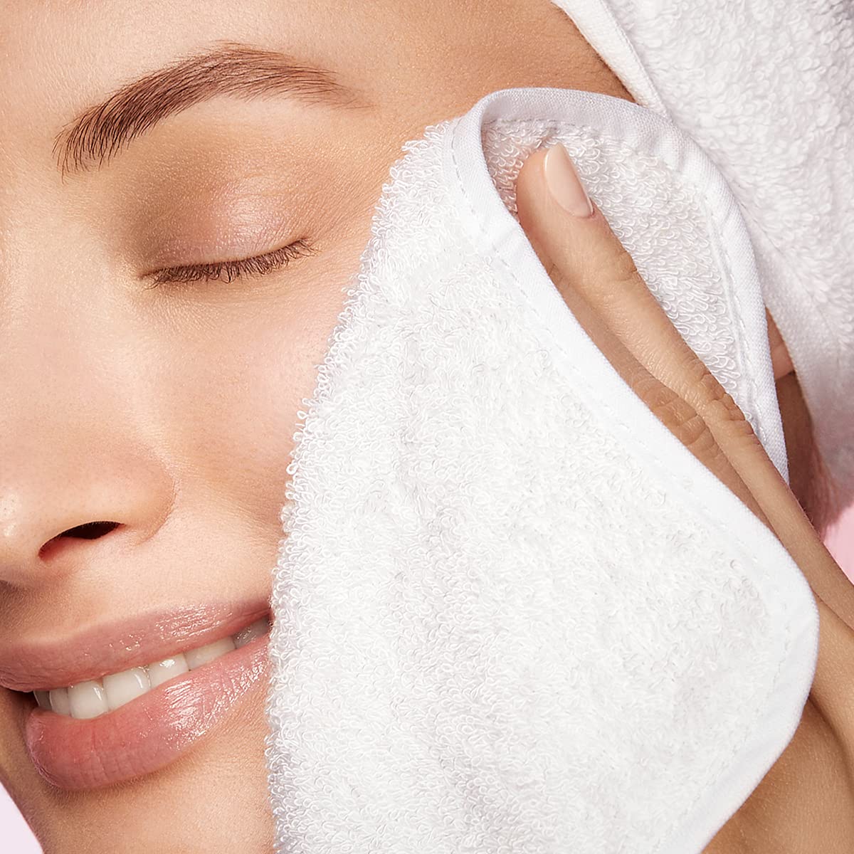 kiko-milano-face-cleansing-cloth-panno-viso-in-cotone-e-bamboo-per-detergere-e-s image 3