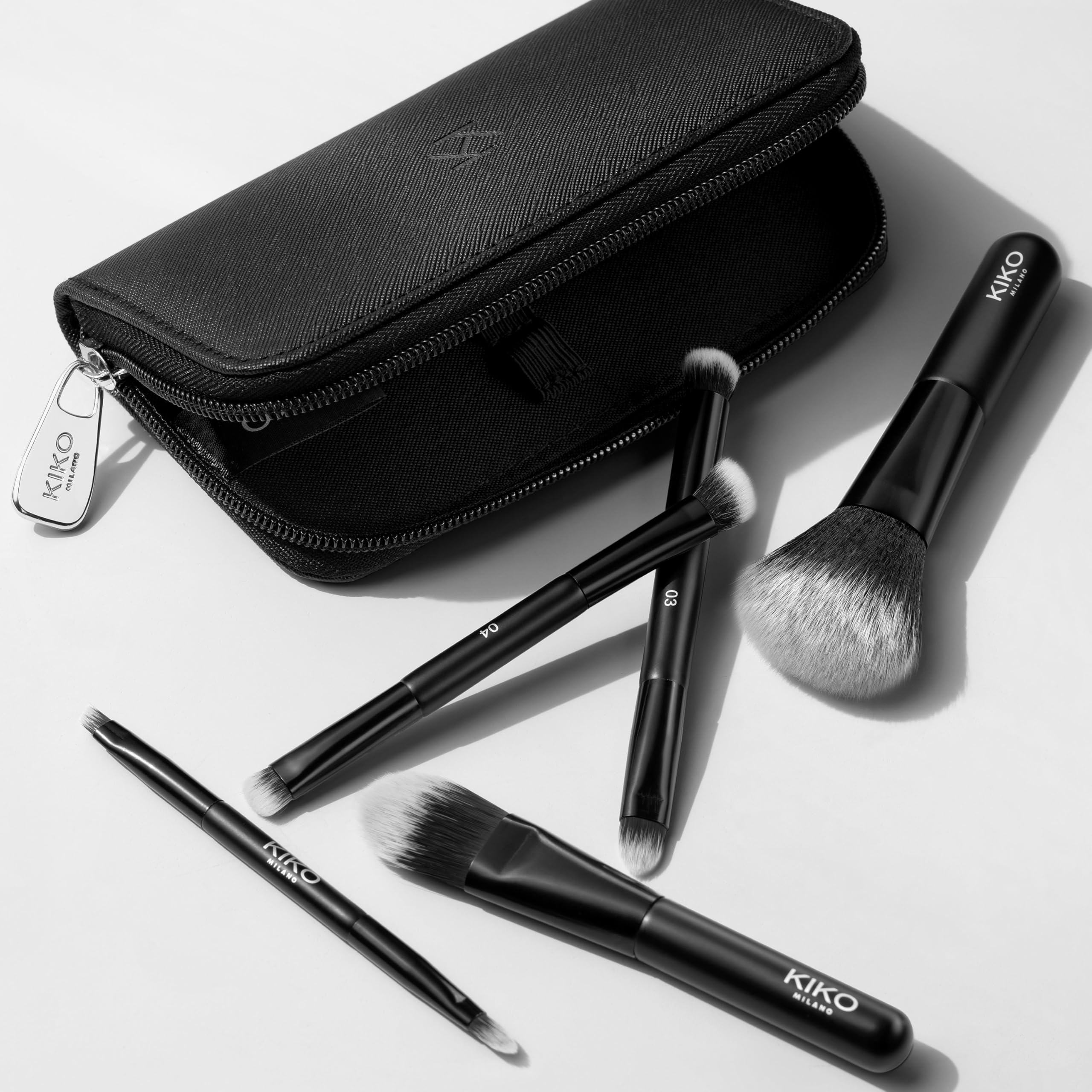 kiko-milano-travel-brush-set-pochette-da-viaggio-con-5-pennelli-professionali-8- image 7