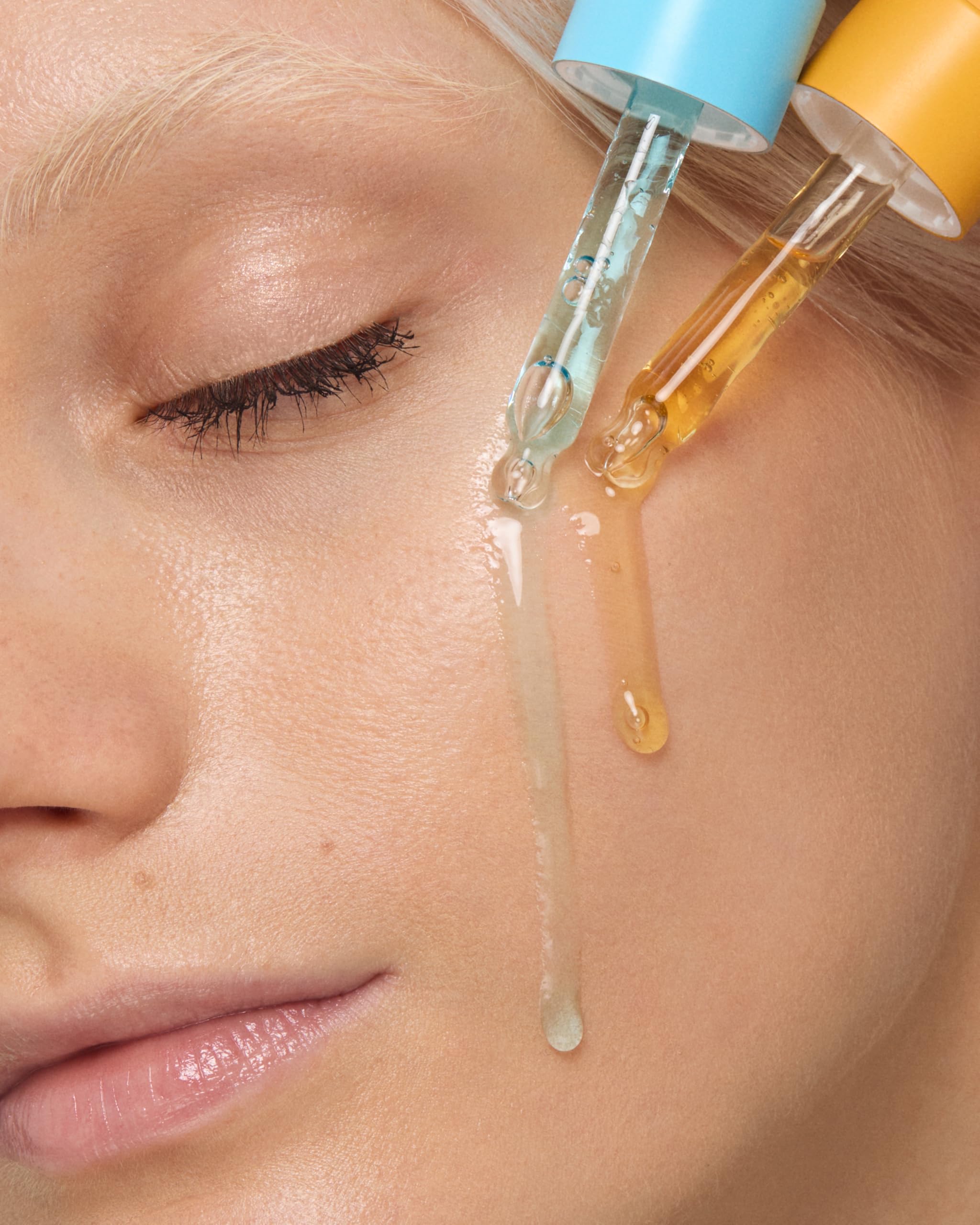 kiko-milano-skin-tech-serum-hydrating-booster-siero-viso-idratante-con-acido-ial image 7