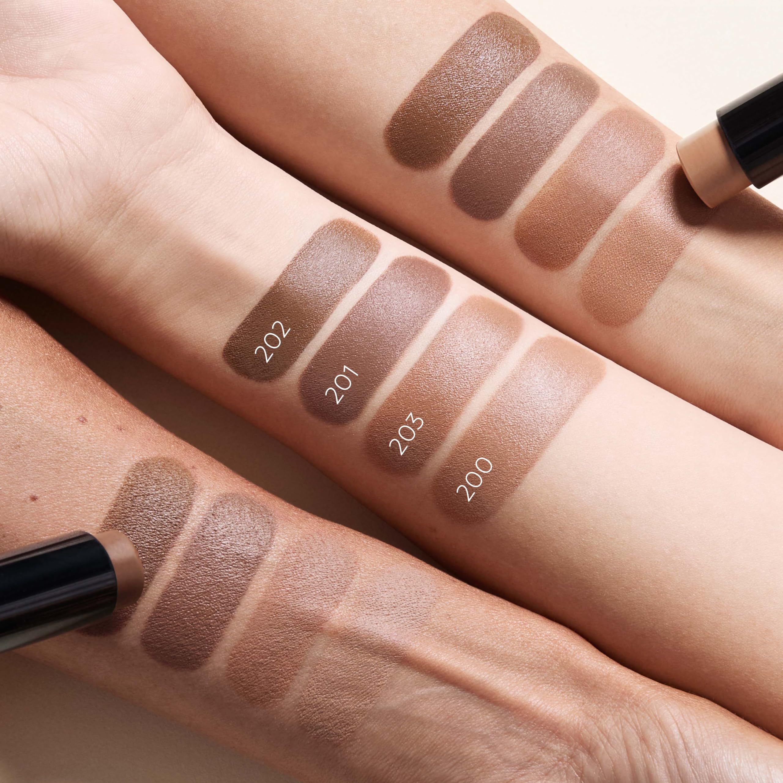 kiko-milano-sculpting-touch-creamy-stick-contour-201-stick-contorno-viso-in-crem image 4