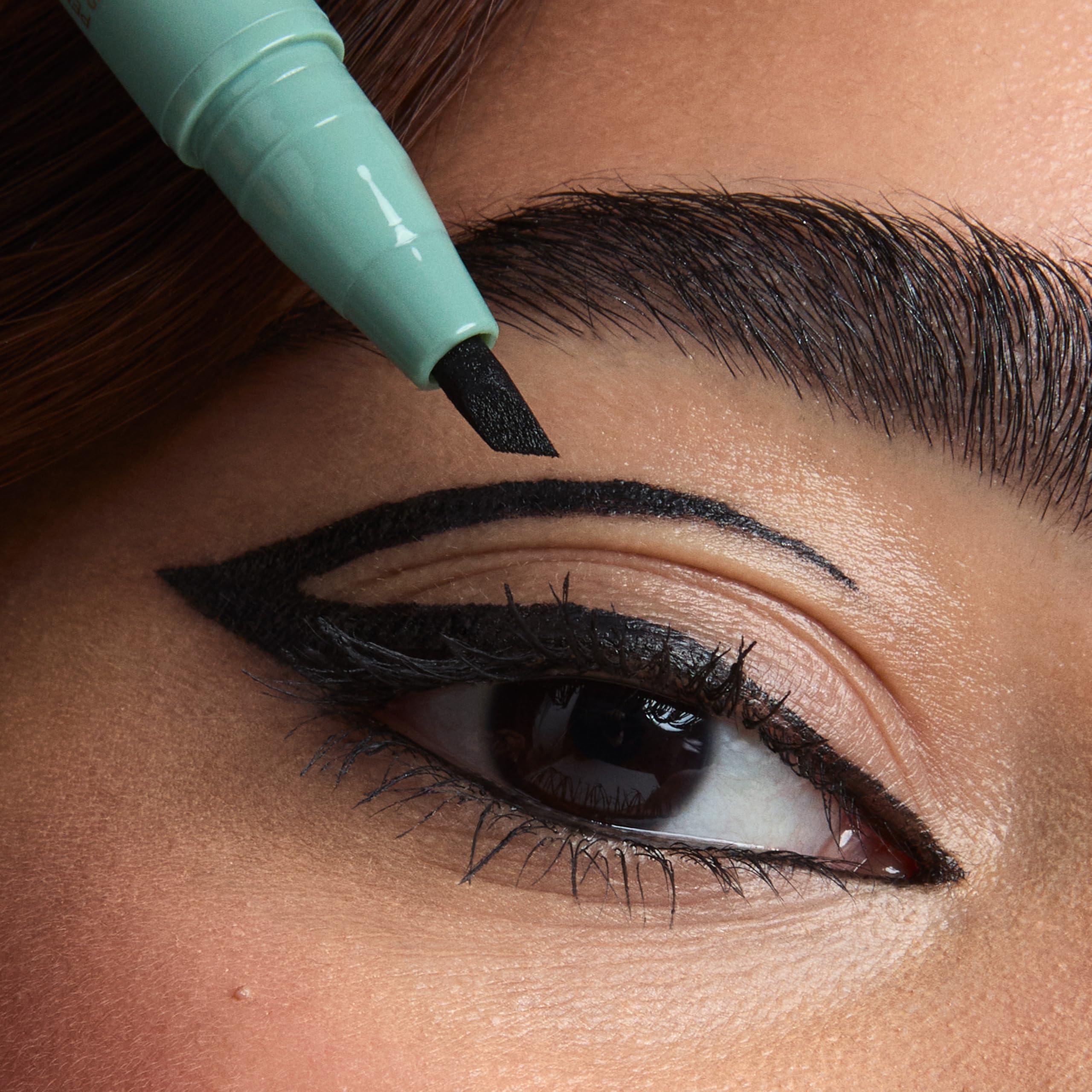 kiko-milano-threads-of-time-dramatic-eyes-trio-set-occhi-con-mascara-volume-mati image 6