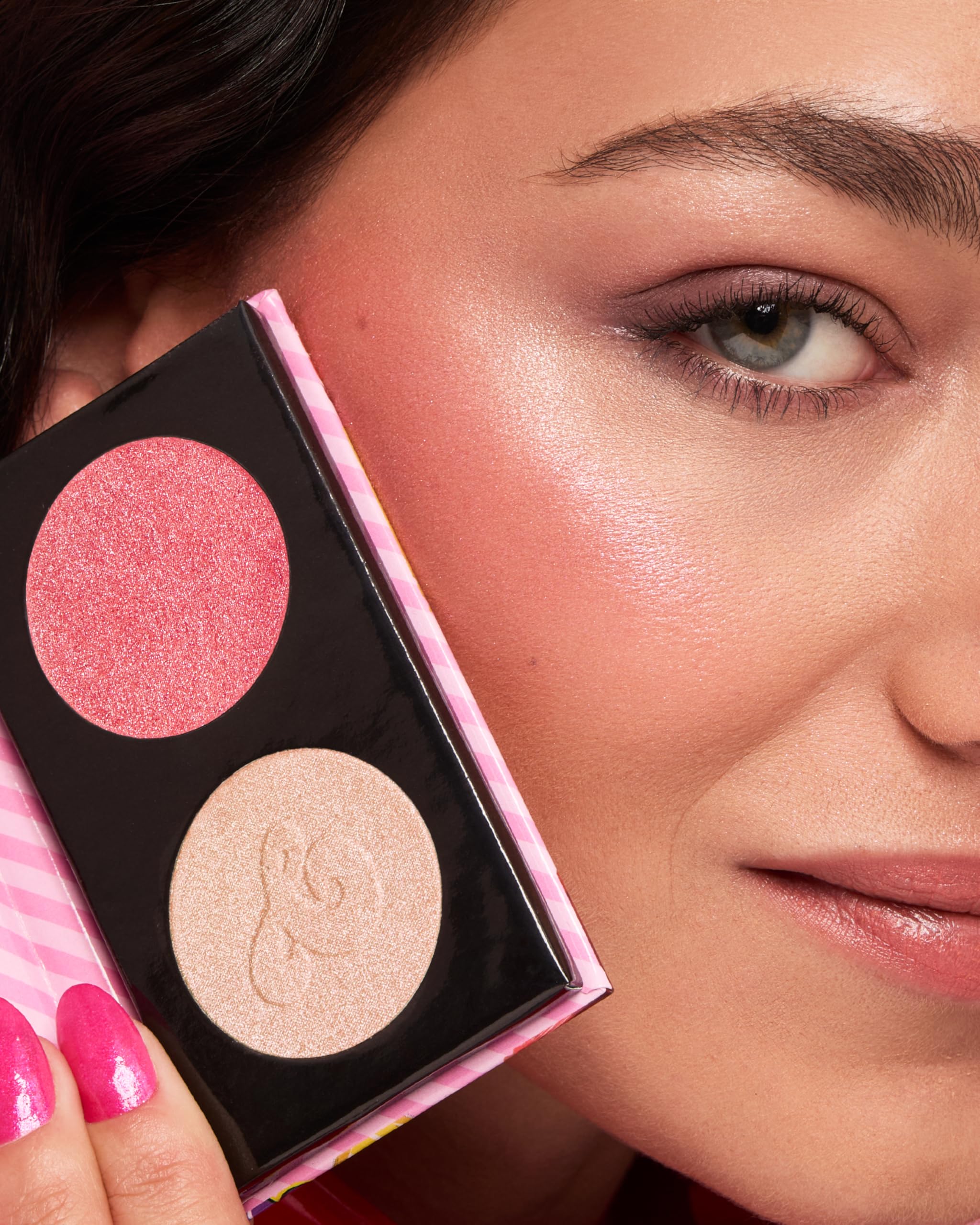 kiko-milano-candy-crush-mega-blush-highlighter-duo-01-palette-viso-con-illuminan image 4