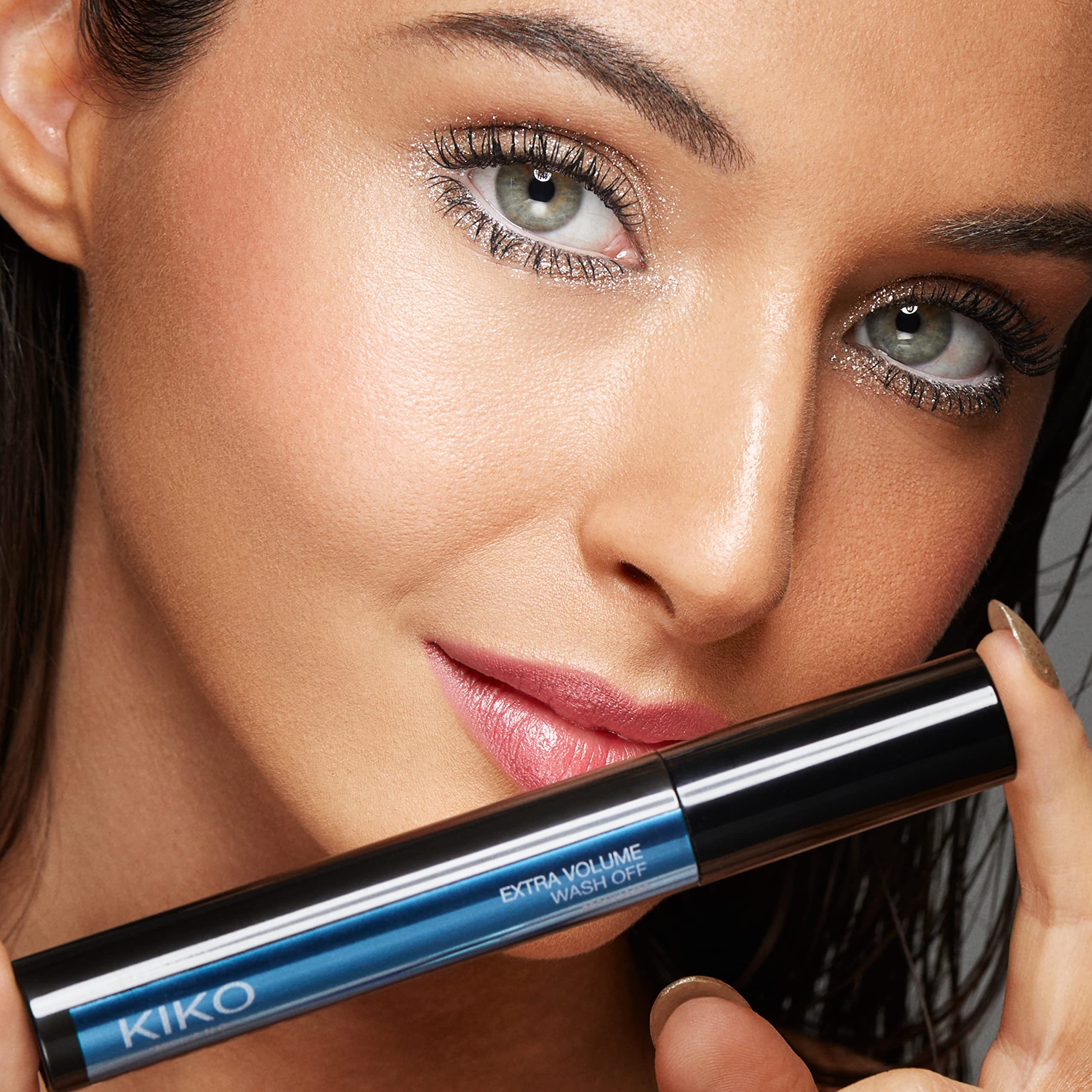 kiko-milano-extra-volume-wash-off-mascara-mascara-effetto-volume-resistente-all- image 4