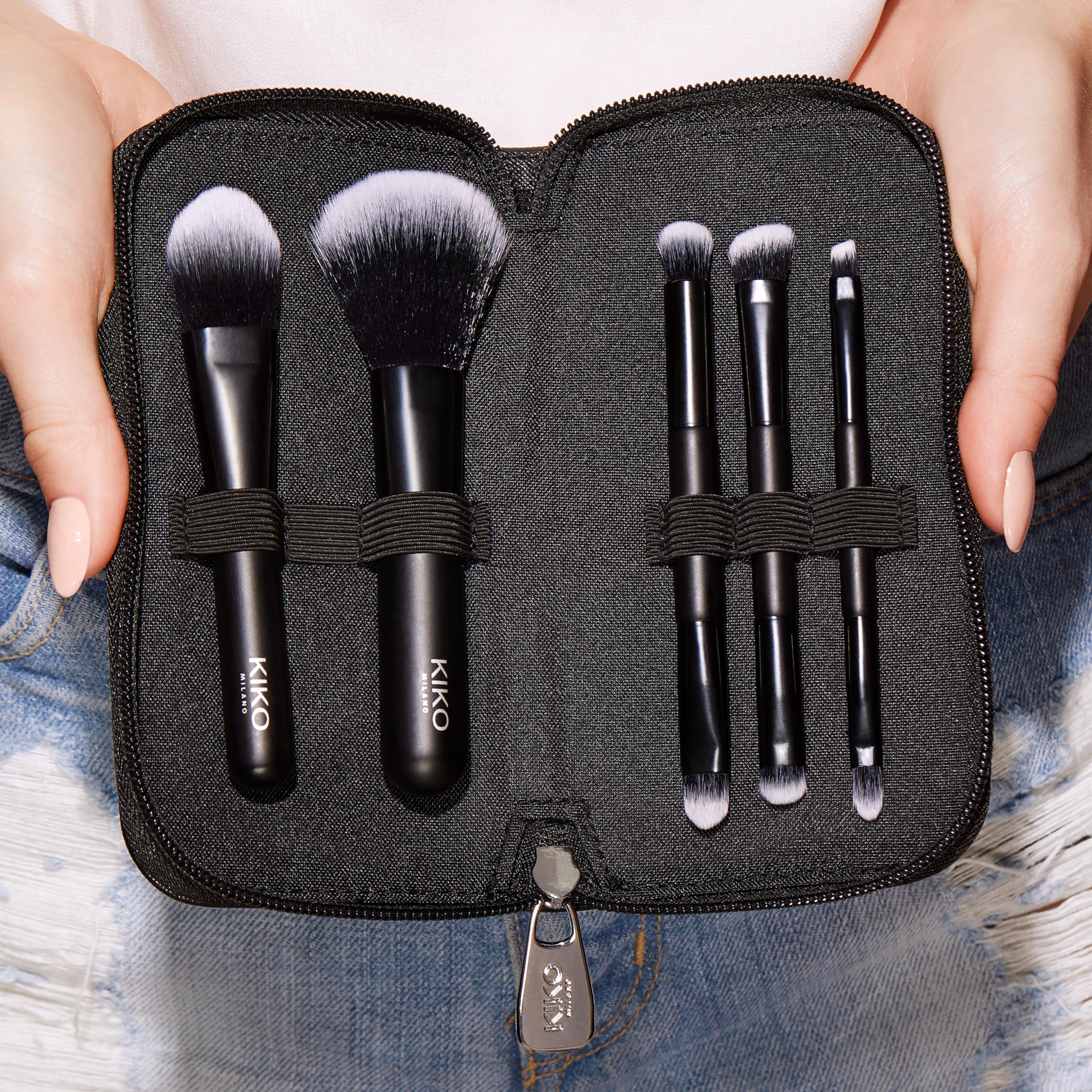 kiko-milano-travel-brush-set-pochette-da-viaggio-con-5-pennelli-professionali-8- image 8